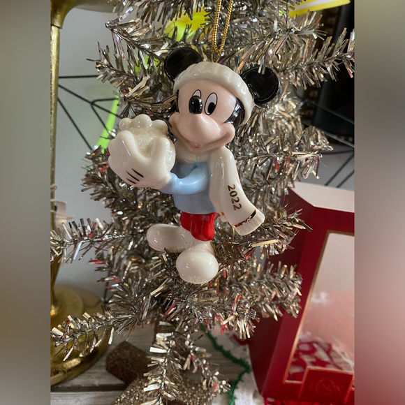 Lenox Disney 2022 “Mickey Snow Games” Christmas Ornament - Picture 8 of 8